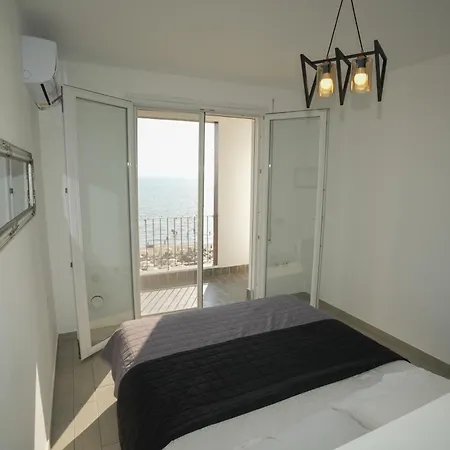 アパート Durres, Albania ドゥラス